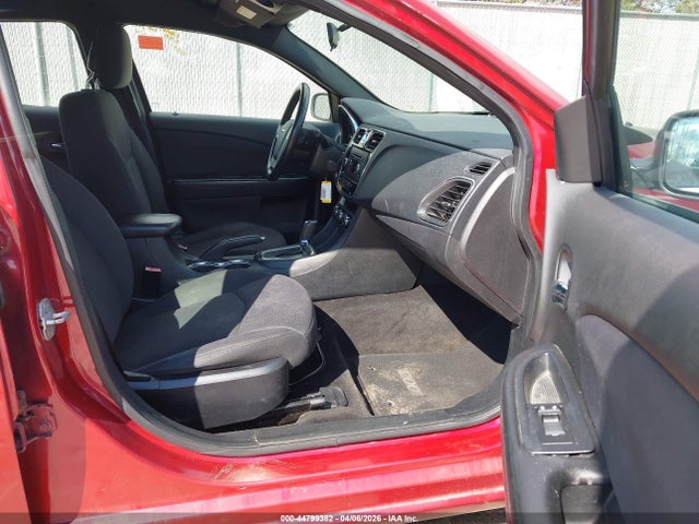 44799382 :رقم المزاد ، 1C3CCBBG1DN531974 vin ، 2013 Chrysler 200 Touring مزاد بيع