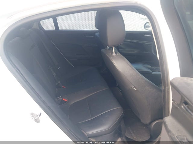 Jaguar Xe 25t 2019 SAJAS4FX6KCP52671 Image 8