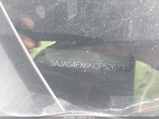 Jaguar Xe 25t 2019 SAJAS4FX6KCP52671 Image 9