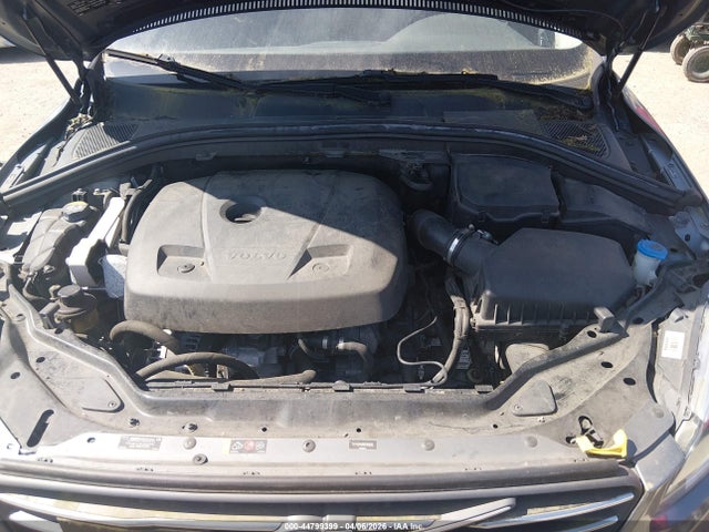 2017 VOLVO XC60 YV440MRU9H2164620 Photo 9