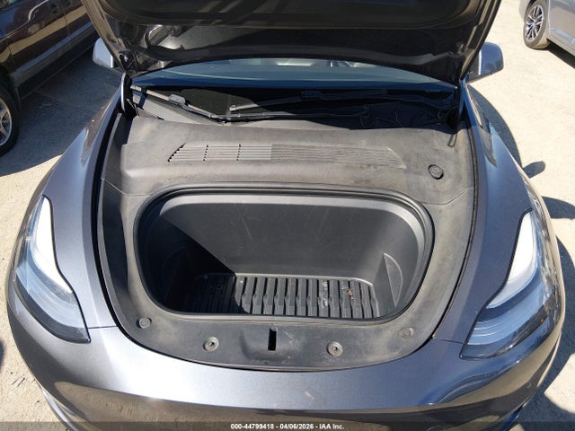 Продажа на аукционе авто 2020 Tesla Model Y Long Range Dual Motor All-wheel Drive/performance Dual Motor All-wheel Drive, vin: 5YJYGDEF5LF037229, номер лота: 44799418