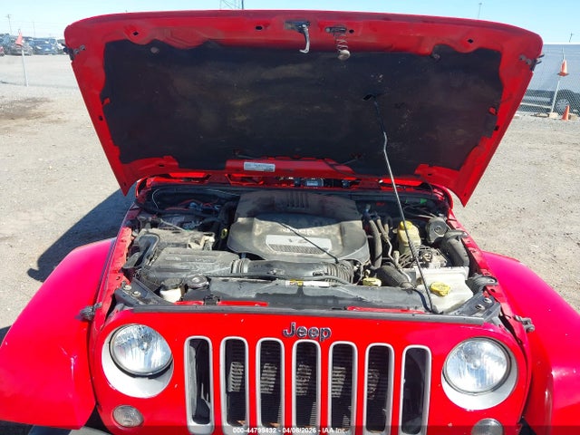 44799432 :رقم المزاد ، 1C4BJWEG2GL237855 vin ، 2016 Jeep Wrangler Unlimited Sahara مزاد بيع