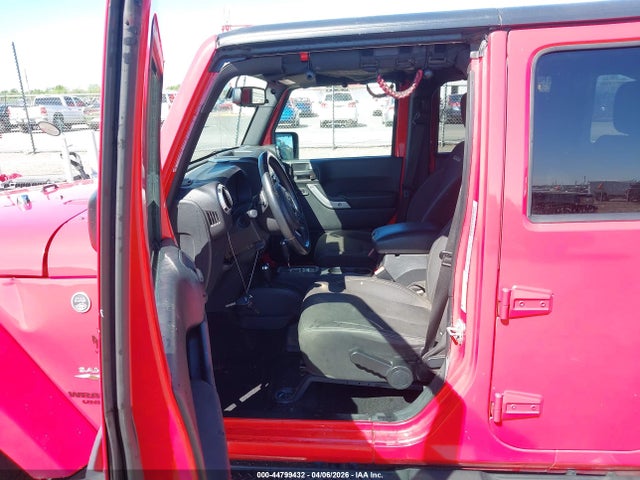 44799432 :رقم المزاد ، 1C4BJWEG2GL237855 vin ، 2016 Jeep Wrangler Unlimited Sahara مزاد بيع