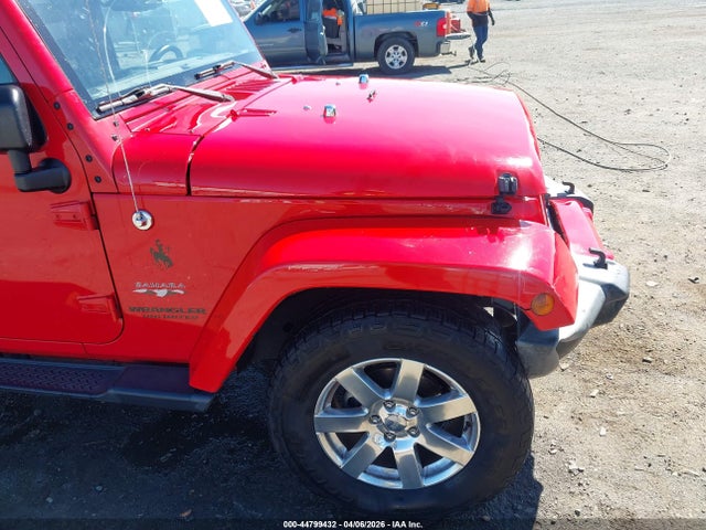 44799432 :رقم المزاد ، 1C4BJWEG2GL237855 vin ، 2016 Jeep Wrangler Unlimited Sahara مزاد بيع