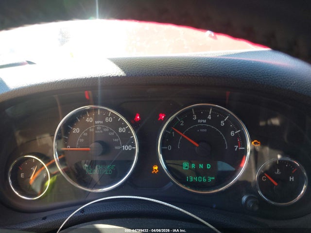 44799432 :رقم المزاد ، 1C4BJWEG2GL237855 vin ، 2016 Jeep Wrangler Unlimited Sahara مزاد بيع