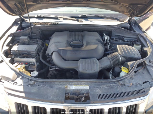 44799437 :رقم المزاد ، 1J4RR4GGXBC567383 vin ، 2011 Jeep Grand Cherokee Laredo مزاد بيع