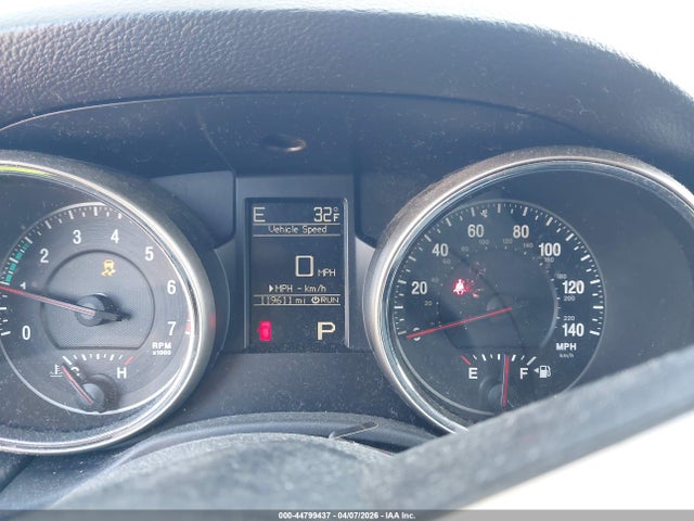 44799437 :رقم المزاد ، 1J4RR4GGXBC567383 vin ، 2011 Jeep Grand Cherokee Laredo مزاد بيع