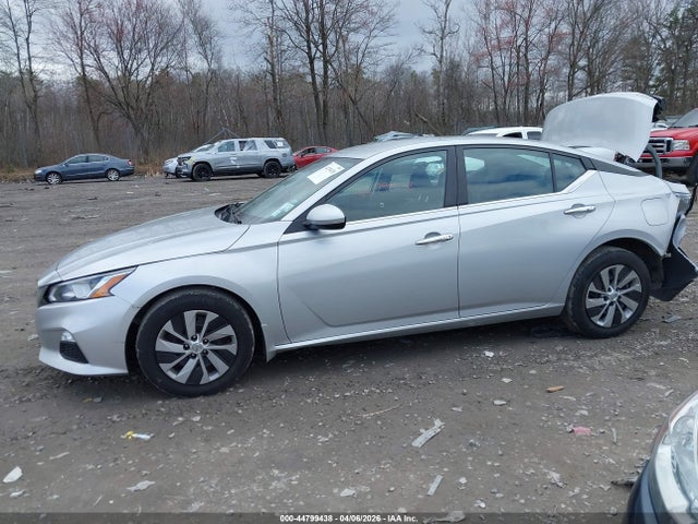 44799438 :رقم المزاد ، 1N4BL4BV2NN367336 vin ، 2022 Nissan Altima S Fwd مزاد بيع