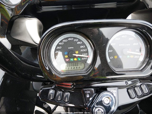 Harley-Davidson FLTRK 2021 1HD1KZF12MB627116 Image 11