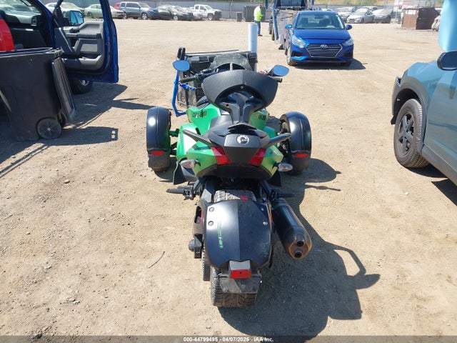 2012 Can-am Spyder Roadster Rs-s მანქანა იყიდება აუქციონზე, vin: 2BXJANA13CV000713, აუქციონის ნომერი: 44799495