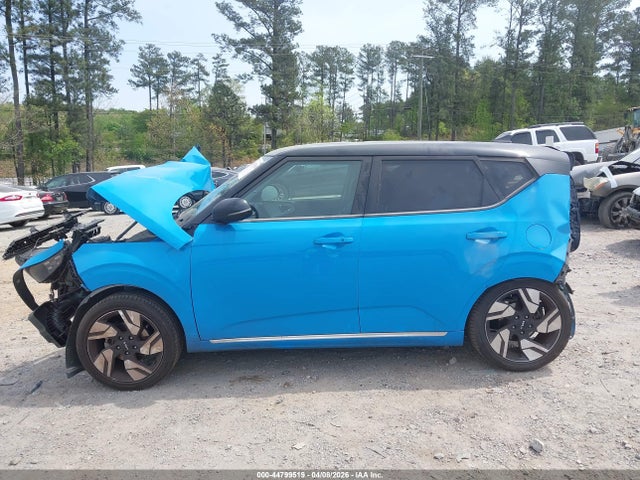 Продажа на аукционе авто 2023 Kia Soul Gt-line, vin: KNDJ53AU7P7195315, номер лота: 44799519