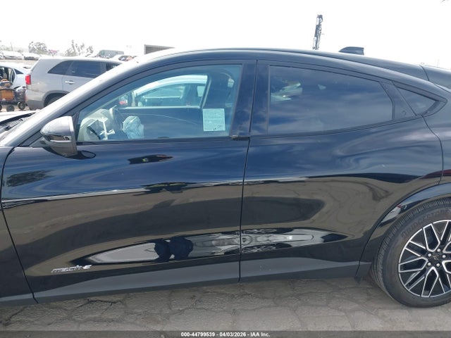 Ford Mustang Mach-e Premium 2025 3FMTK3R76SMA46436 Image 14
