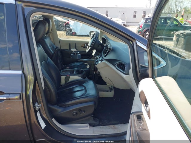 Продаж на аукціоні авто 2018 Chrysler Pacifica Touring L, vin: 2C4RC1BGXJR216864, номер лоту: 44799552
