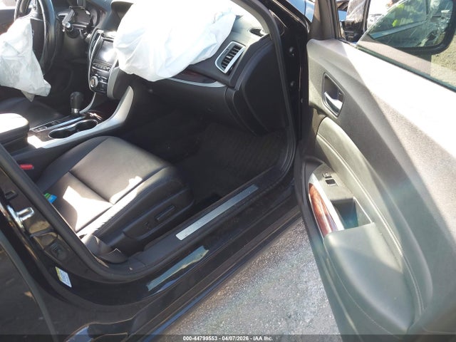 Aukcja sprzedaży 2017 Acura Tlx, vin: 19UUB1F31HA006884, numer aukcji: 44799553