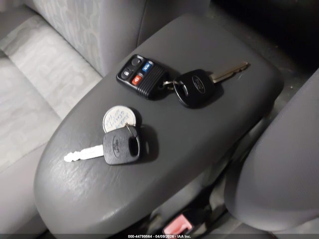 2005 FORD FOCUS 1FAFP34N55W224033 Photo 10