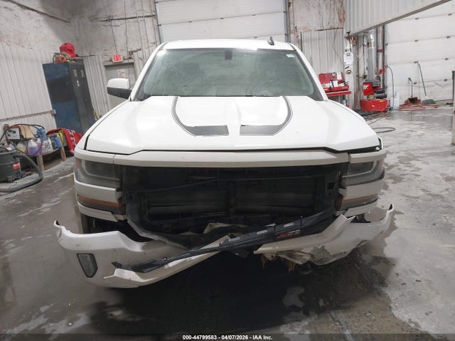 Продаж на аукціоні авто 2018 Chevrolet Silverado 1500 2lt, vin: 3GCUKRECXJG365785, номер лоту: 44799583