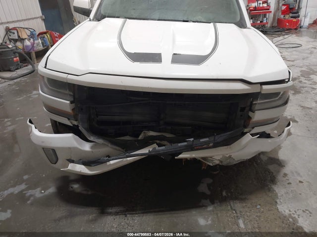 Продаж на аукціоні авто 2018 Chevrolet Silverado 1500 2lt, vin: 3GCUKRECXJG365785, номер лоту: 44799583