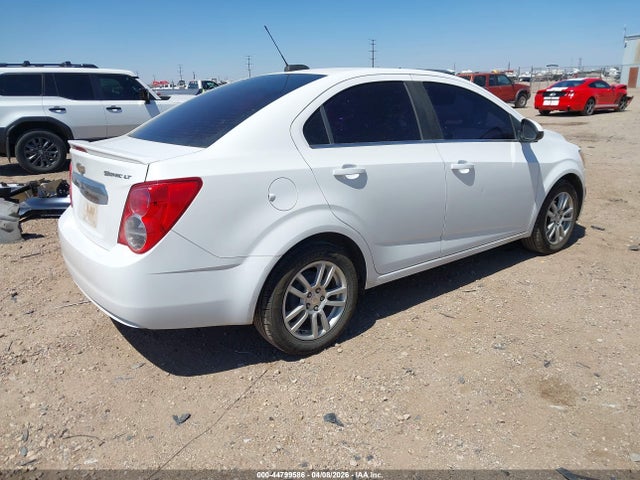 1G1JC5SH9F4220274 Chevrolet Sonic Lt Auto