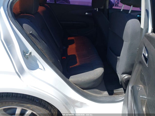 1G1JC5SH9F4220274 Chevrolet Sonic Lt Auto