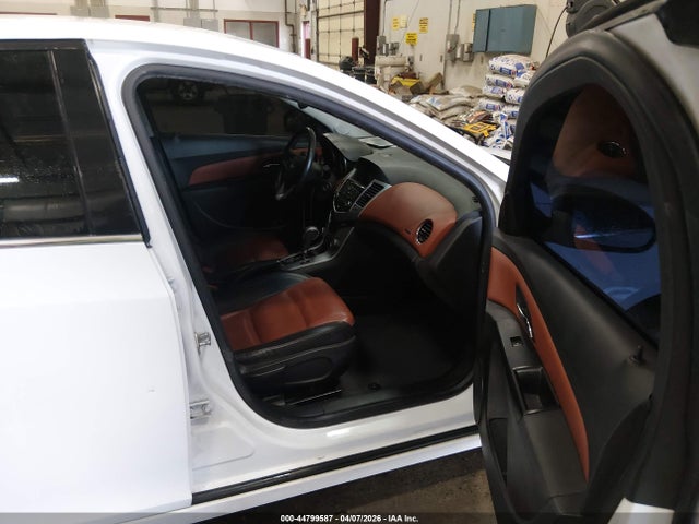 Chevrolet Cruze 2lt Auto 2014 1G1PE5SB1E7329163 Image 5