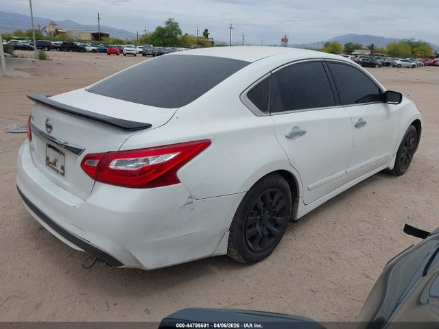 1N4AL3AP8HN347685 Nissan Altima 2.5 S