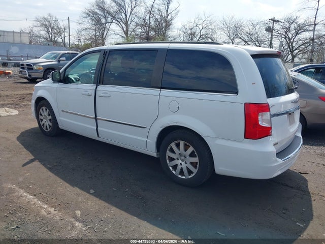 Продажа на аукционе авто 2015 Chrysler Town & Country Touring, vin: 2C4RC1BG4FR730832, номер лота: 44799593