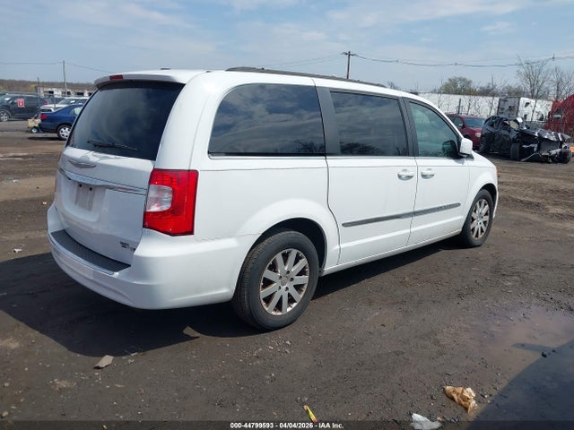 Продажа на аукционе авто 2015 Chrysler Town & Country Touring, vin: 2C4RC1BG4FR730832, номер лота: 44799593