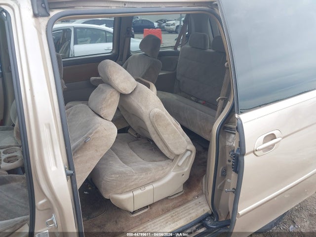 44799611 :رقم المزاد ، 5FNRL18692B015405 vin ، 2002 Honda Odyssey Ex مزاد بيع