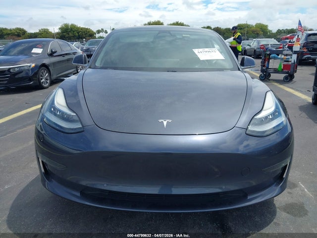 Продаж на аукціоні авто 2018 Tesla Model 3 Long Range/performance, vin: 5YJ3E1EB7JF083279, номер лоту: 44799632