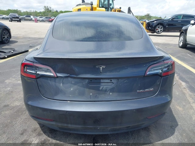 Продаж на аукціоні авто 2018 Tesla Model 3 Long Range/performance, vin: 5YJ3E1EB7JF083279, номер лоту: 44799632