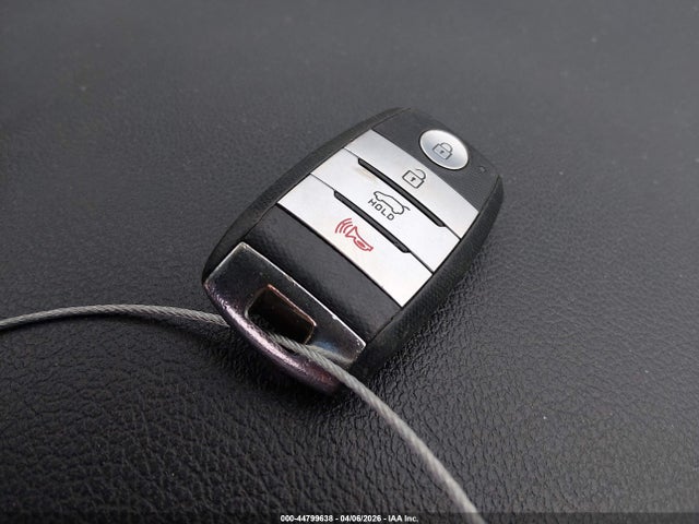 44799638 :رقم المزاد ، KNDCB3LC9H5078712 vin ، 2017 Kia Niro Lx مزاد بيع
