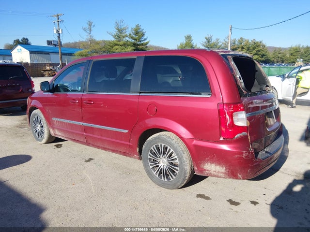 2014 CHRYSLER TOWN & COUNTRY 2C4RC1HG5ER200116 Photo 2
