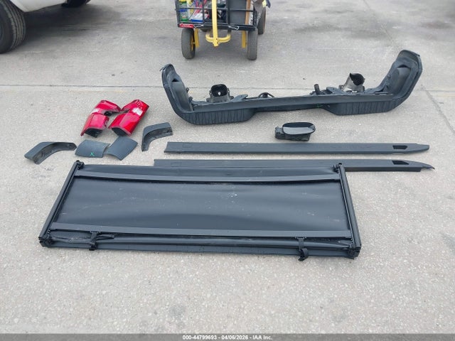 2021 Chevrolet Silverado 1500 4wd  Short Bed Custom Trail Boss მანქანა იყიდება აუქციონზე, vin: 1GCPYCEF2MZ211630, აუქციონის ნომერი: 44799693