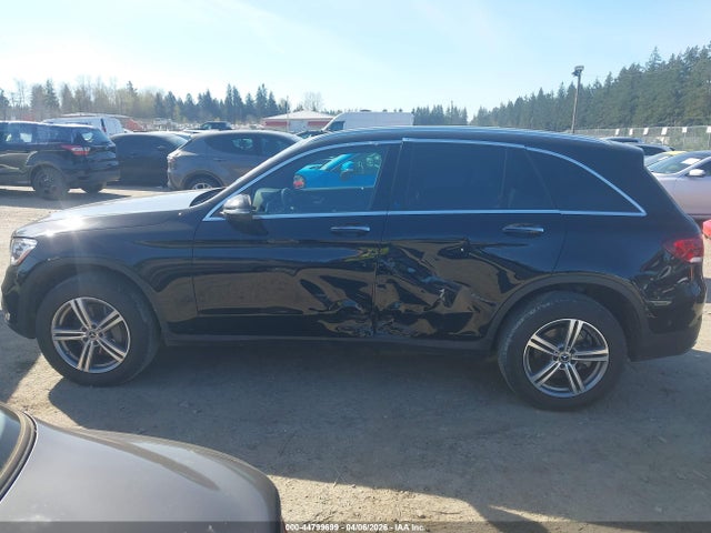 W1N0G8EB9NV380303 Mercedes-Benz Glc 300 4matic Suv