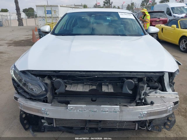 1HGCV1F1XJA103606 Honda ACCORD LX