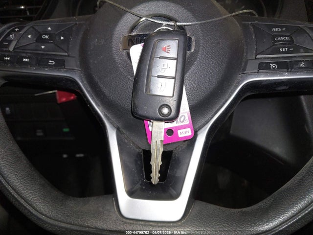 JN1BJ1CR5KW311898 Nissan Rogue Sport S
