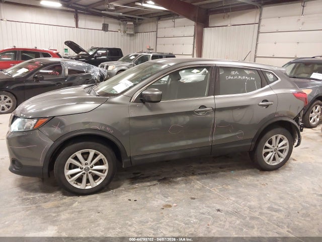 JN1BJ1CR5KW311898 Nissan Rogue Sport S