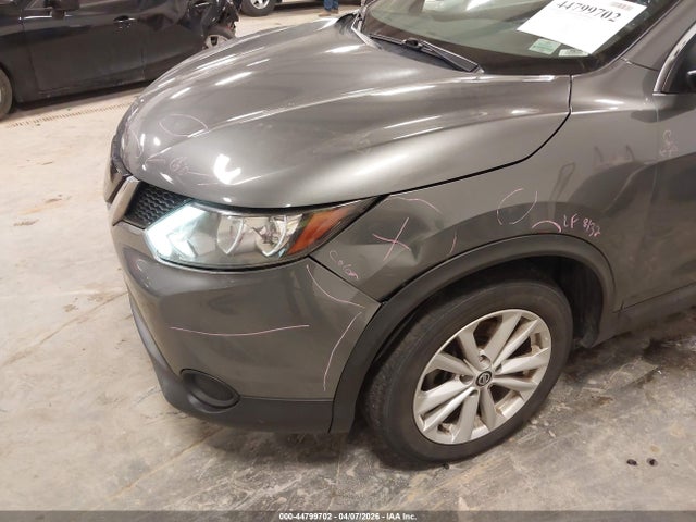 JN1BJ1CR5KW311898 Nissan Rogue Sport S