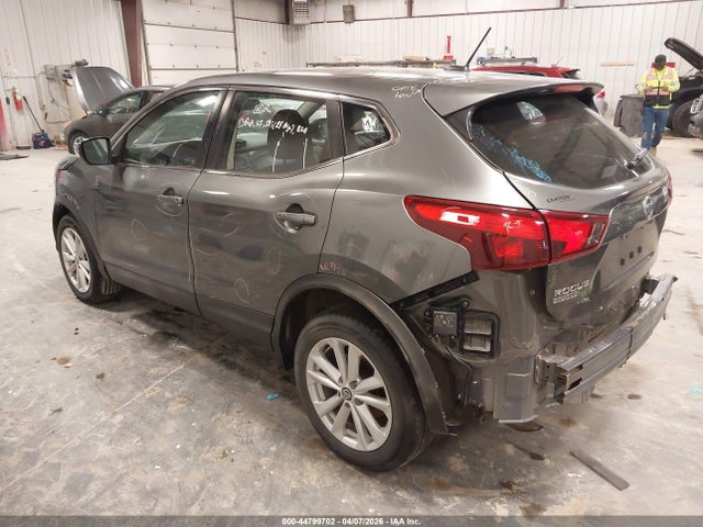 JN1BJ1CR5KW311898 Nissan Rogue Sport S