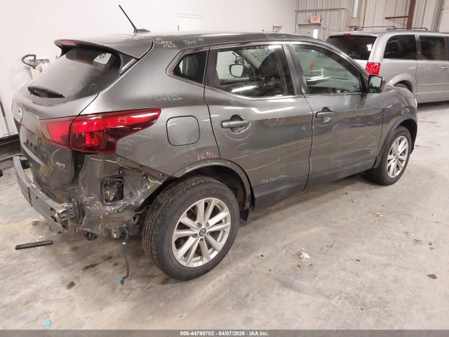 JN1BJ1CR5KW311898 Nissan Rogue Sport S