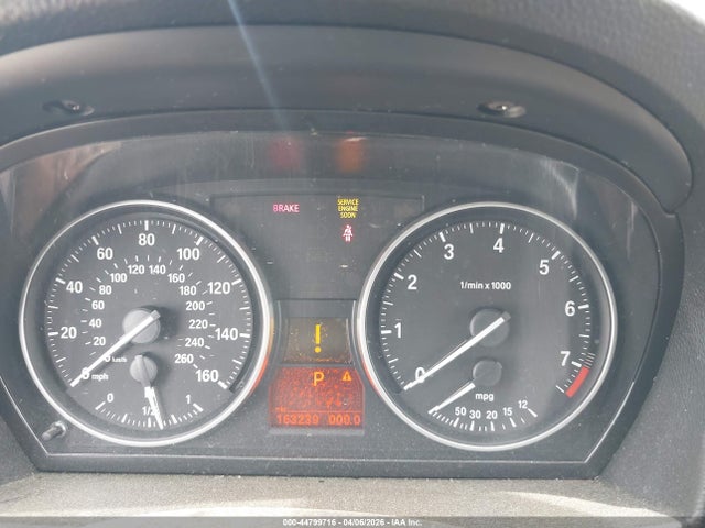 2011 Bmw 328i მანქანა იყიდება აუქციონზე, vin: WBAPH7G54BNM55521, აუქციონის ნომერი: 44799716