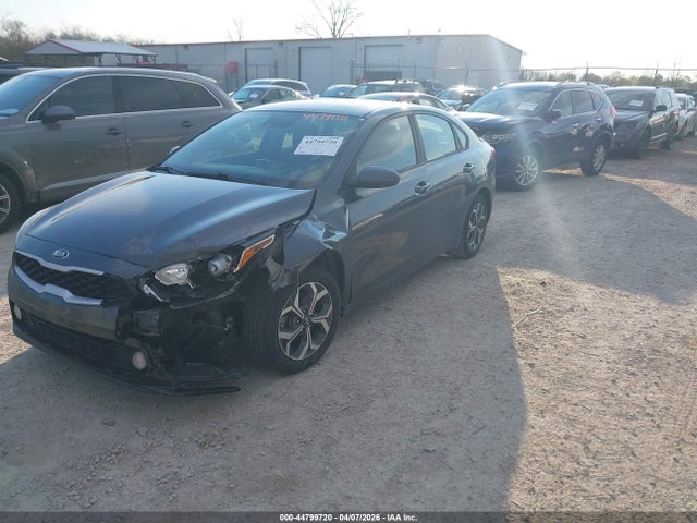 2019 Kia Forte Lxs მანქანა იყიდება აუქციონზე, vin: 3KPF24AD2KE111236, აუქციონის ნომერი: 44799720