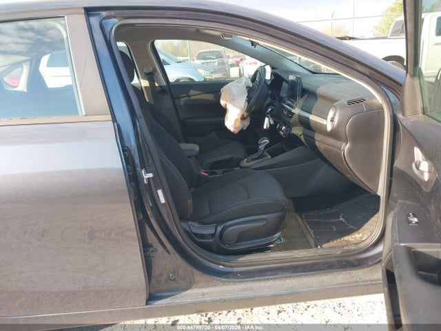 2019 Kia Forte Lxs მანქანა იყიდება აუქციონზე, vin: 3KPF24AD2KE111236, აუქციონის ნომერი: 44799720
