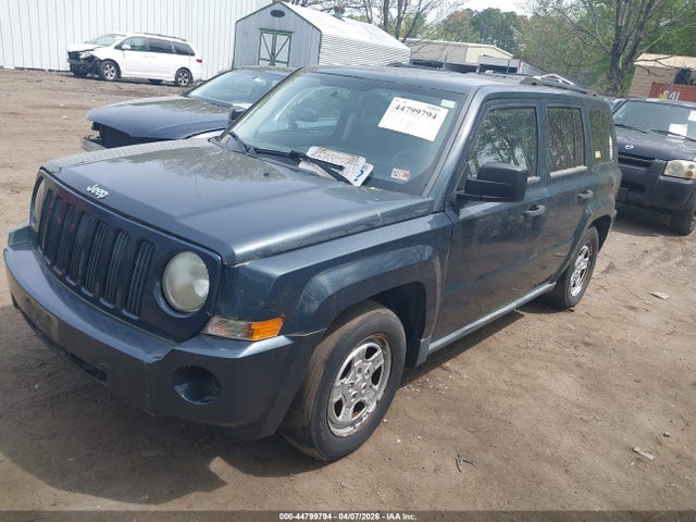 44799794 :رقم المزاد ، 1J8FF28W18D654158 vin ، 2008 Jeep Patriot Sport مزاد بيع