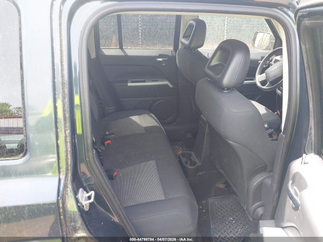 44799794 :رقم المزاد ، 1J8FF28W18D654158 vin ، 2008 Jeep Patriot Sport مزاد بيع