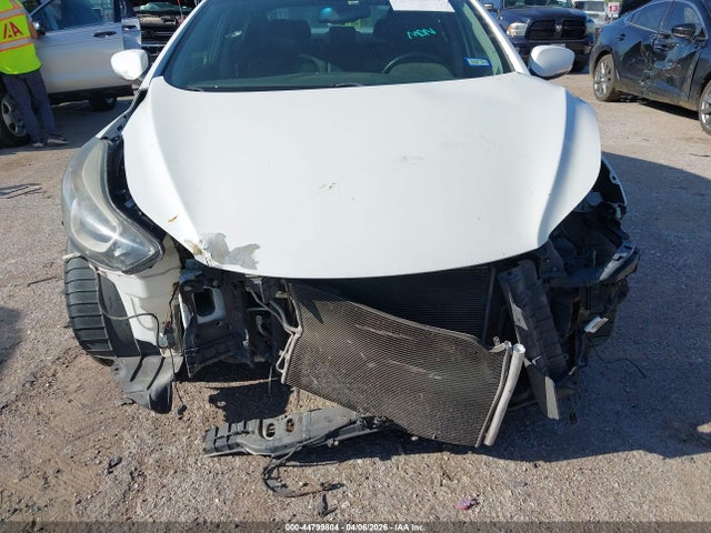 2014 Hyundai Elantra Limited მანქანა იყიდება აუქციონზე, vin: 5NPDH4AE7EH528138, აუქციონის ნომერი: 44799804