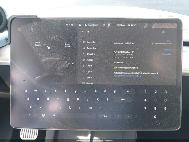 2024 Tesla Model Y Long Range Dual Motor All-wheel Drive მანქანა იყიდება აუქციონზე, vin: 7SAYGDEE0RA218884, აუქციონის ნომერი: 44799813