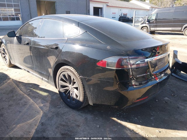 Tesla Model S 60/75 2017 5YJSA1E18HF218326 Image 3