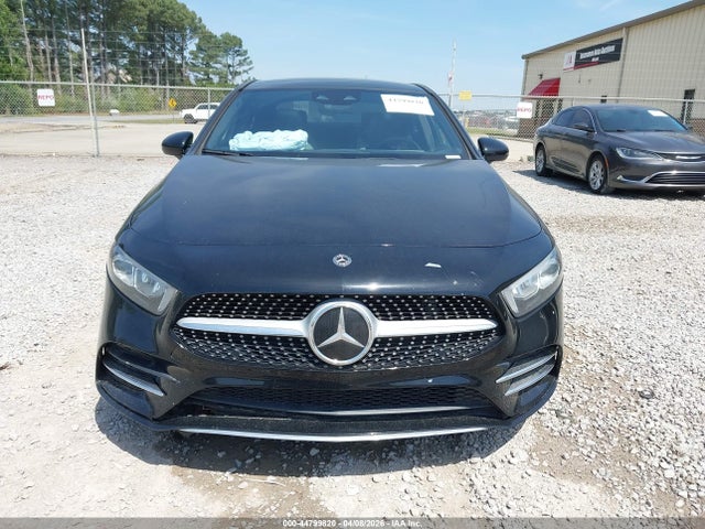 44799820 :رقم المزاد ، WDD3G4EB7KW013800 vin ، 2019 Mercedes-benz A 220 مزاد بيع