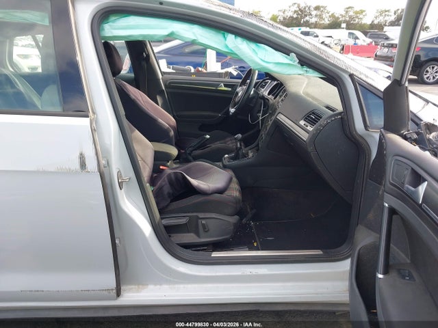 2019 VOLKSWAGEN GOLF GTI 3VW5T7AU4KM032213 Photo 4